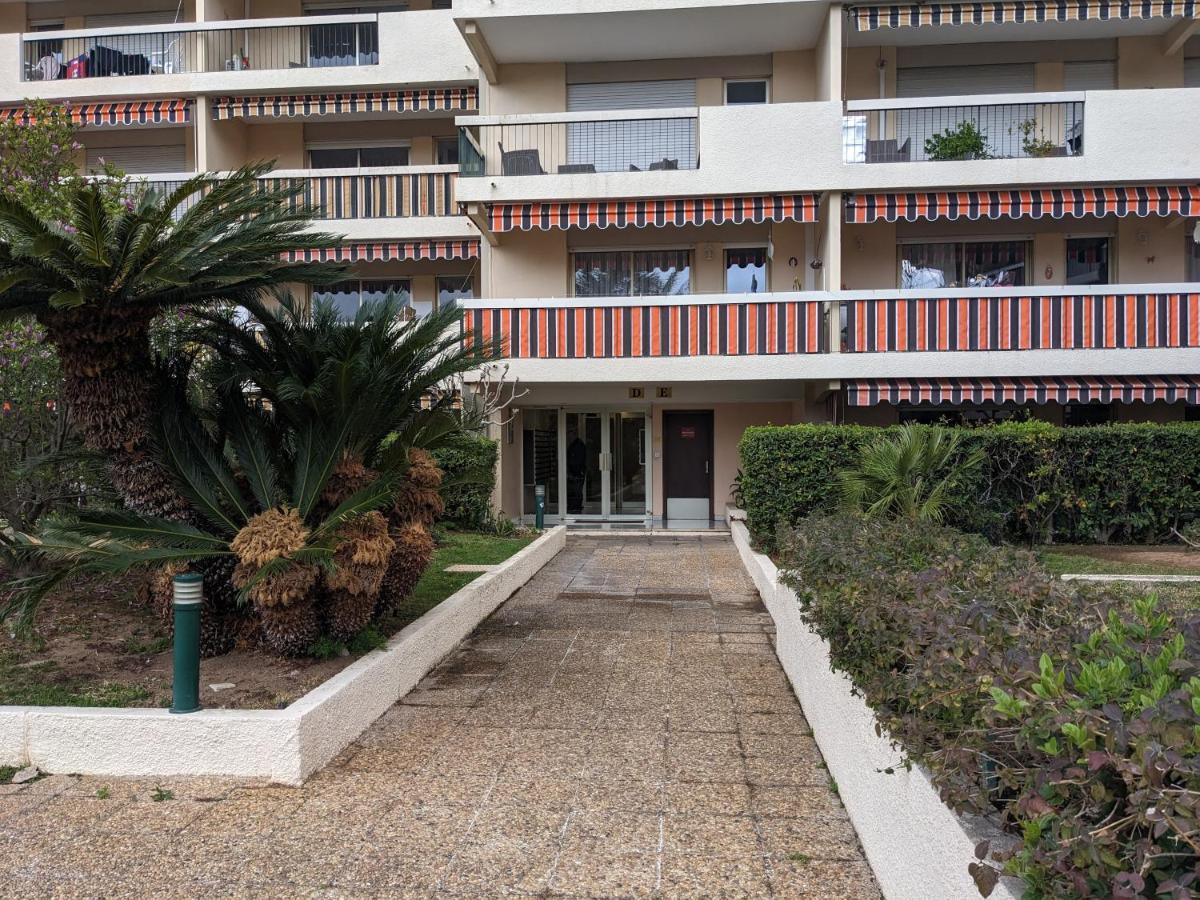 Eden Golfe Plages A Pieds Parking Prive Vallauris Extérieur photo